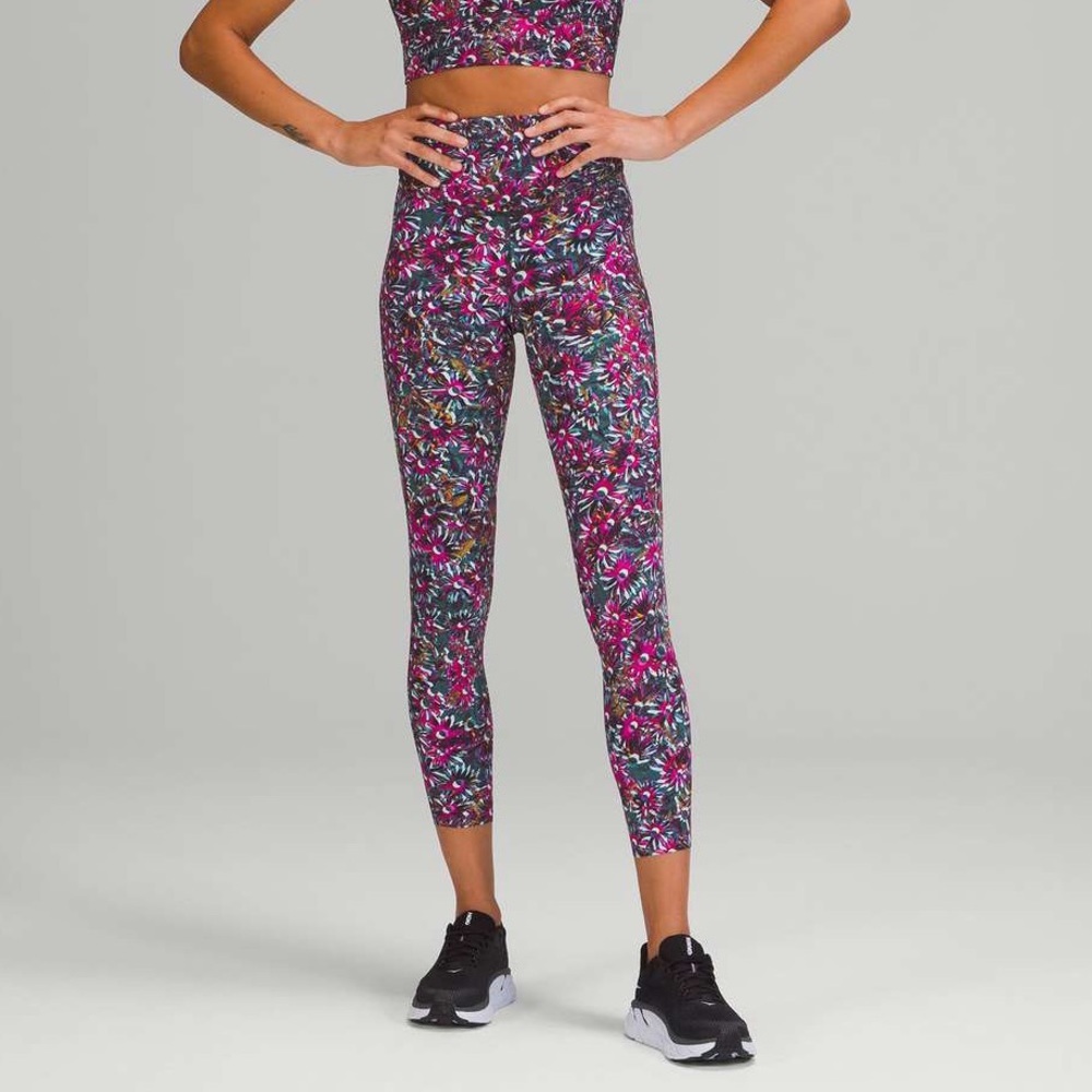 Lululemon - Floral Print Base Pace High Rise Tight 25”